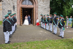 2024_05_25 Spalierstehen Hochzeit Tim Strunz+Lisa Aring